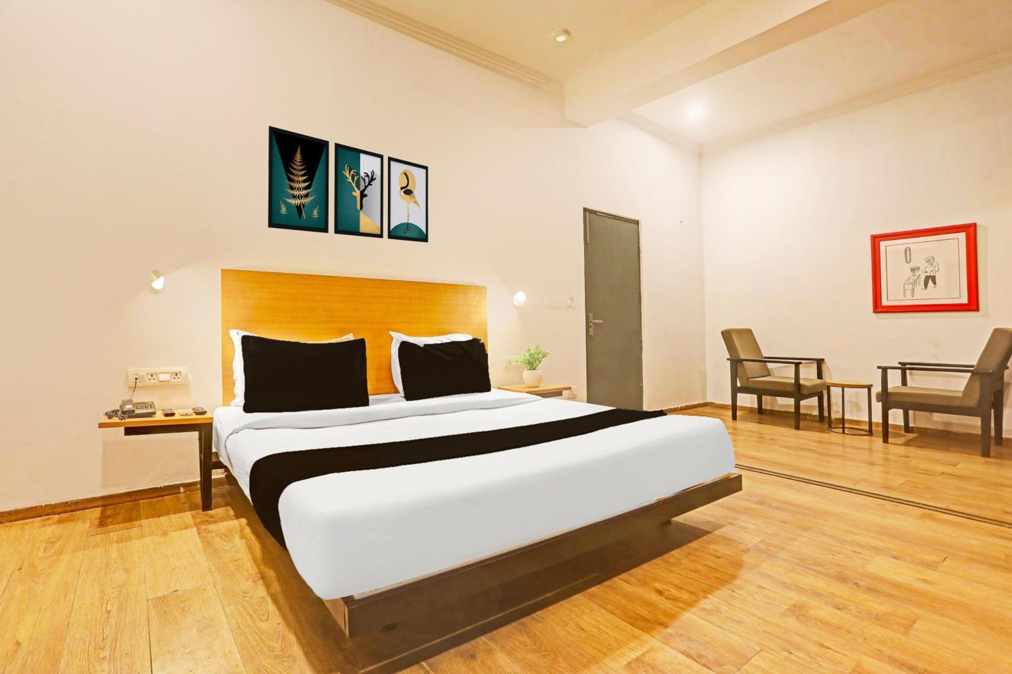 Super Townhouse Vijay Khand Gomti Nagar ラクナウ エクステリア 写真